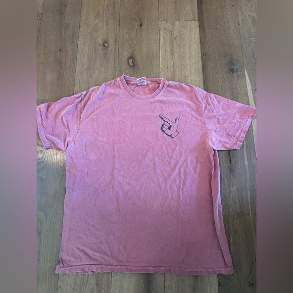 Comfort Colors Other - Comfort Colors Texas Tech Pink/Red Hand Graphic Tee